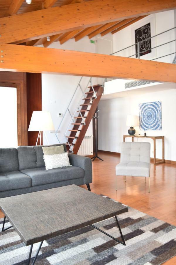 Architect-Designed Loft In A Historic Hilltop Neighborhood Lisboa Kültér fotó